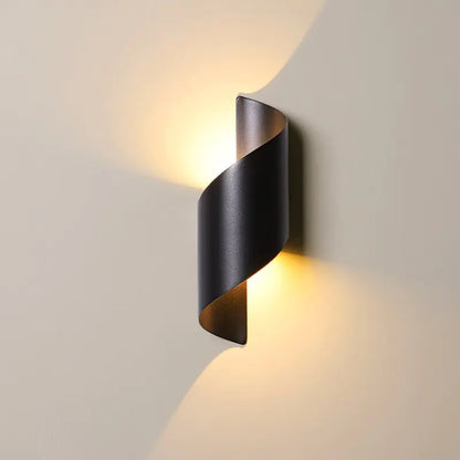 CurveLux™ Outdoor Wall Light